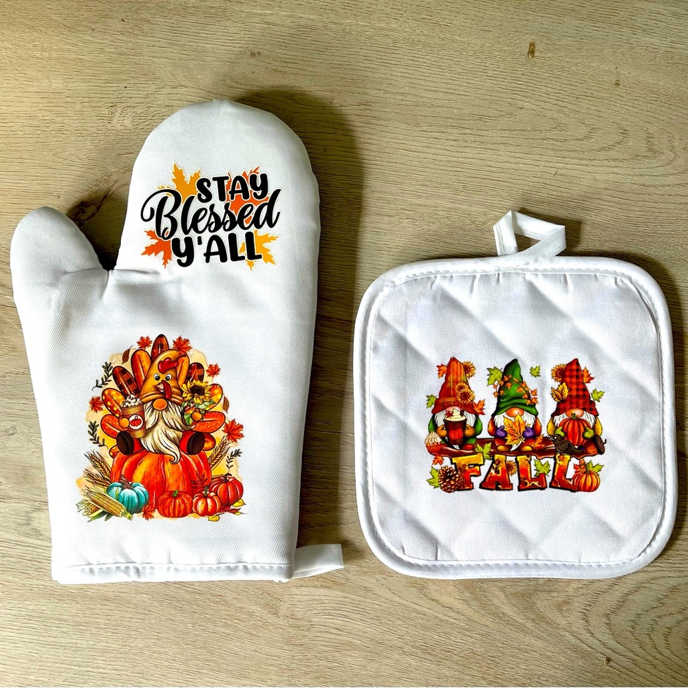 New Blessed Fall Gnome Oven Mitt & Pot Holder Set